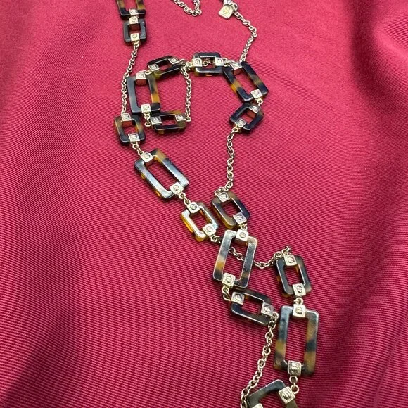 Ralph Lauren Tortoise and Silver Chain Necklace - Picture 4 of 14